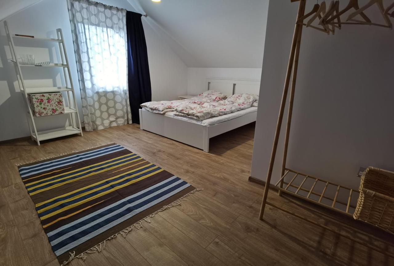 Casuta Vulpitei Villa Kispredeál Kültér fotó